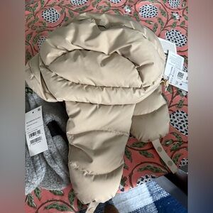 Lululemon Athletica Tan Puffer Hat NWT